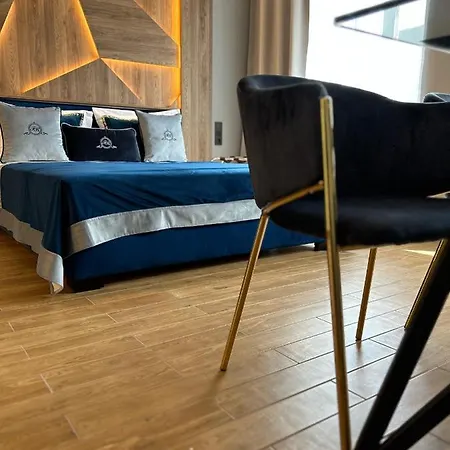 Apartment Family Boutique 2 *