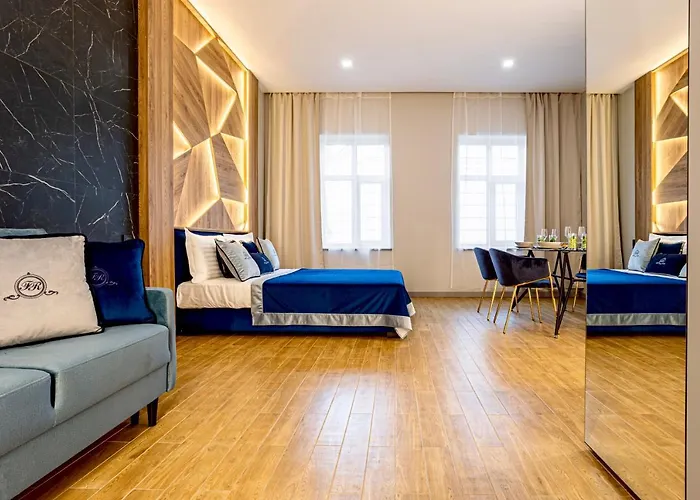 Family Boutique 2 * Lviv